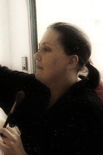 Anne Moralis profile