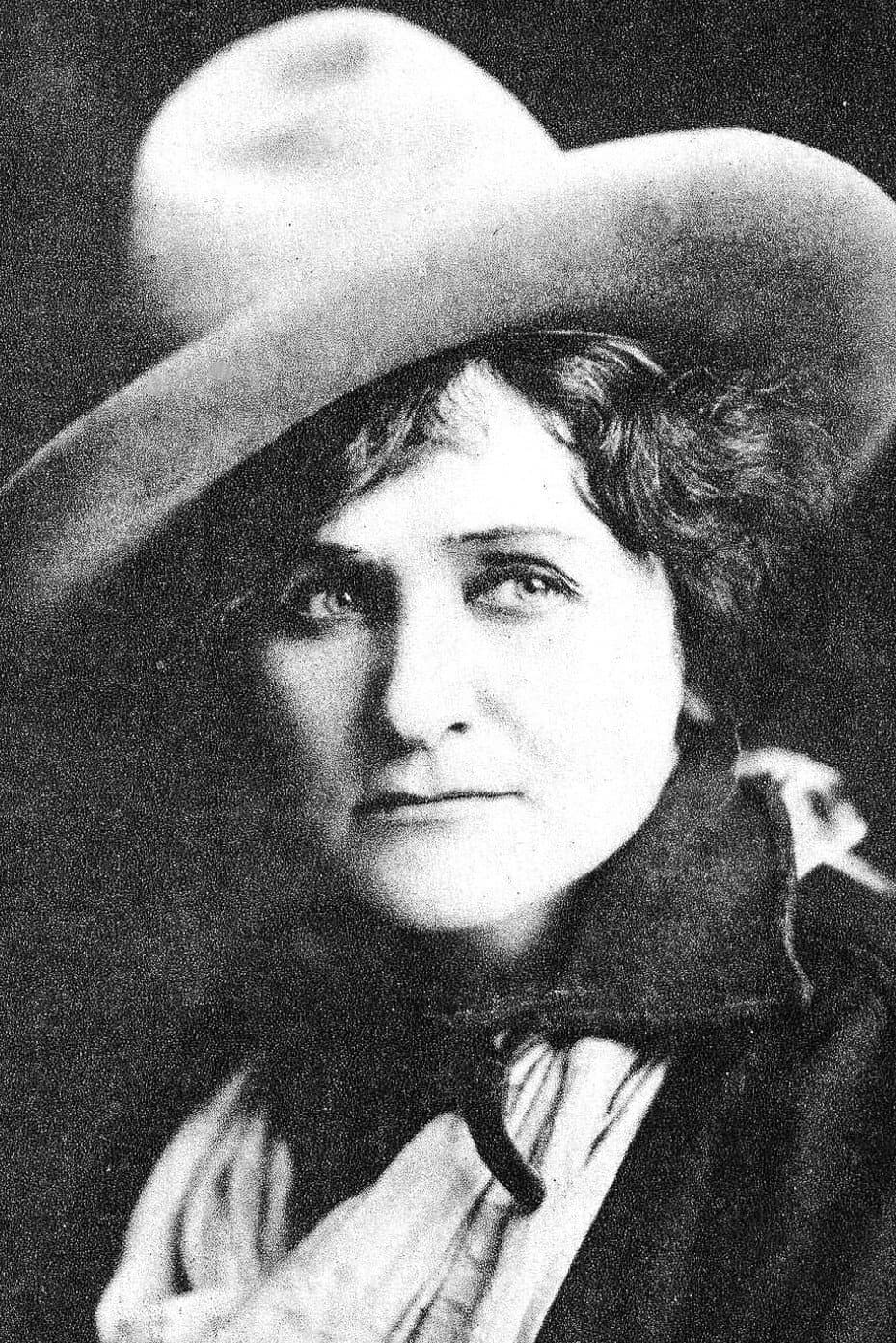 Louise Lester profile