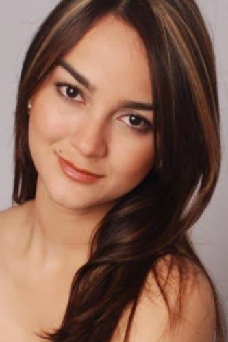 Yiniva Cardenas profile