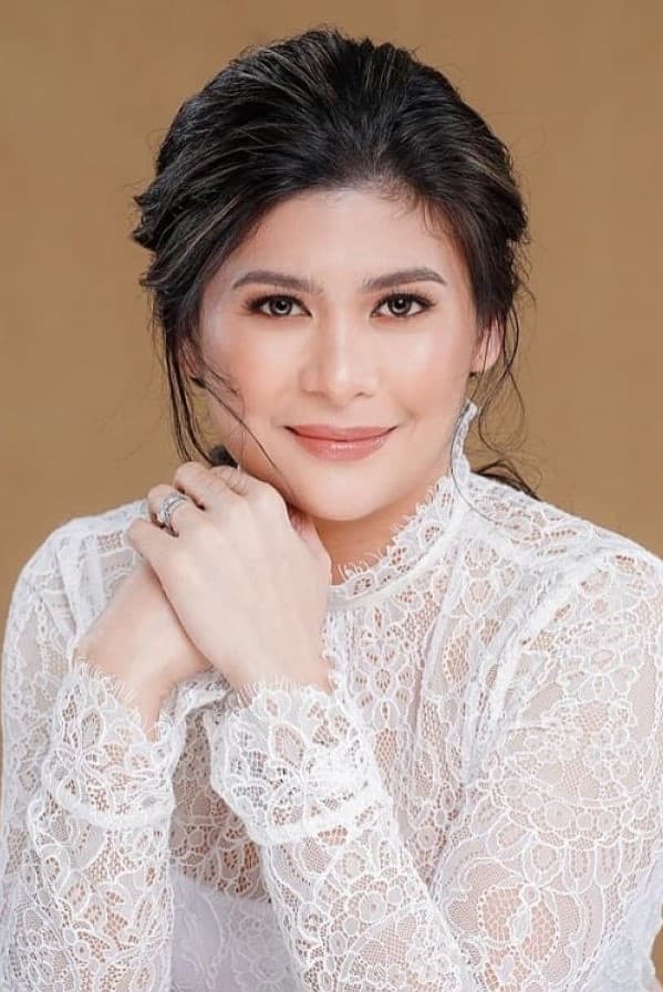 Roxanne Guinoo profile