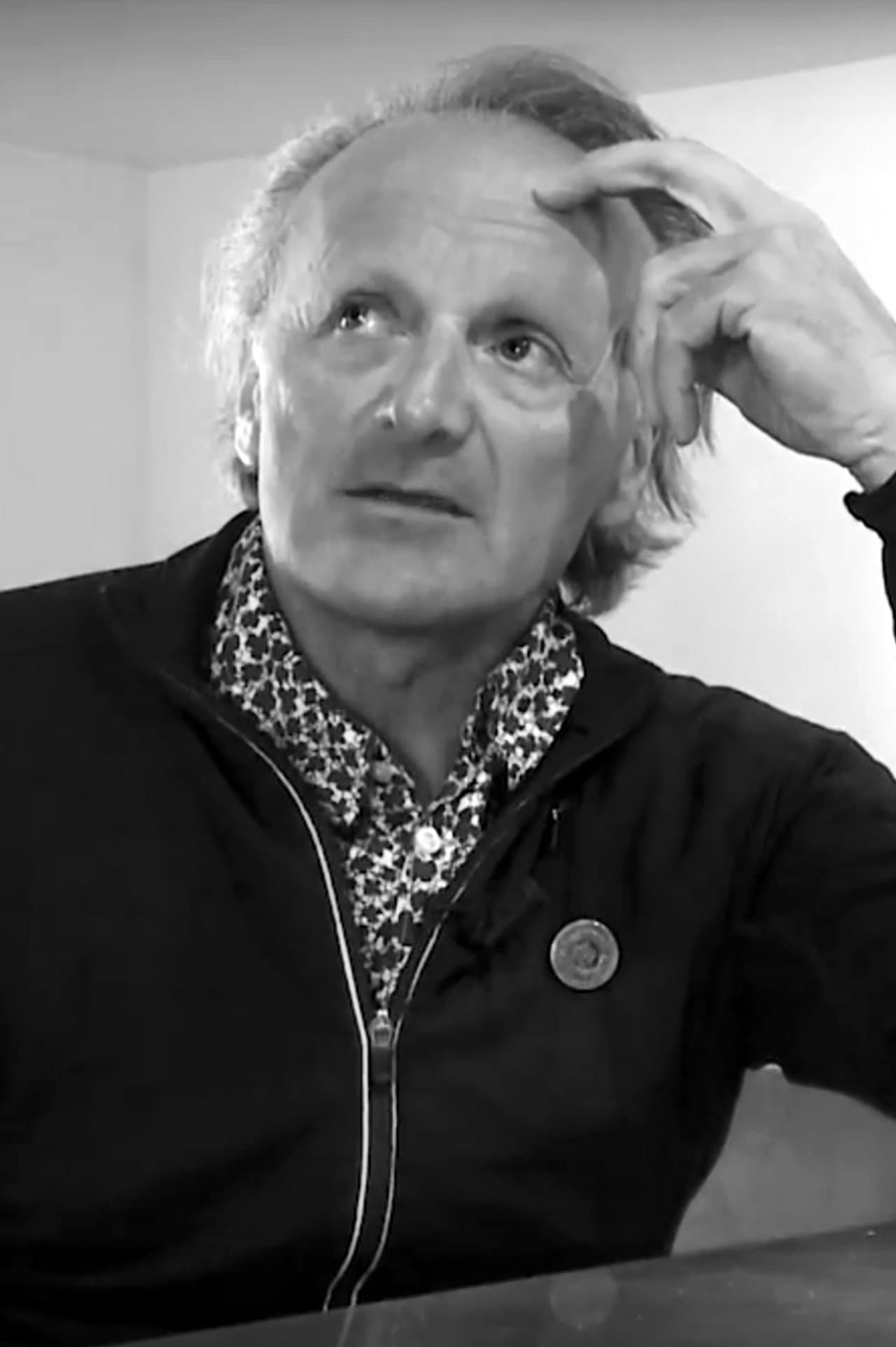 Georges Unia profile