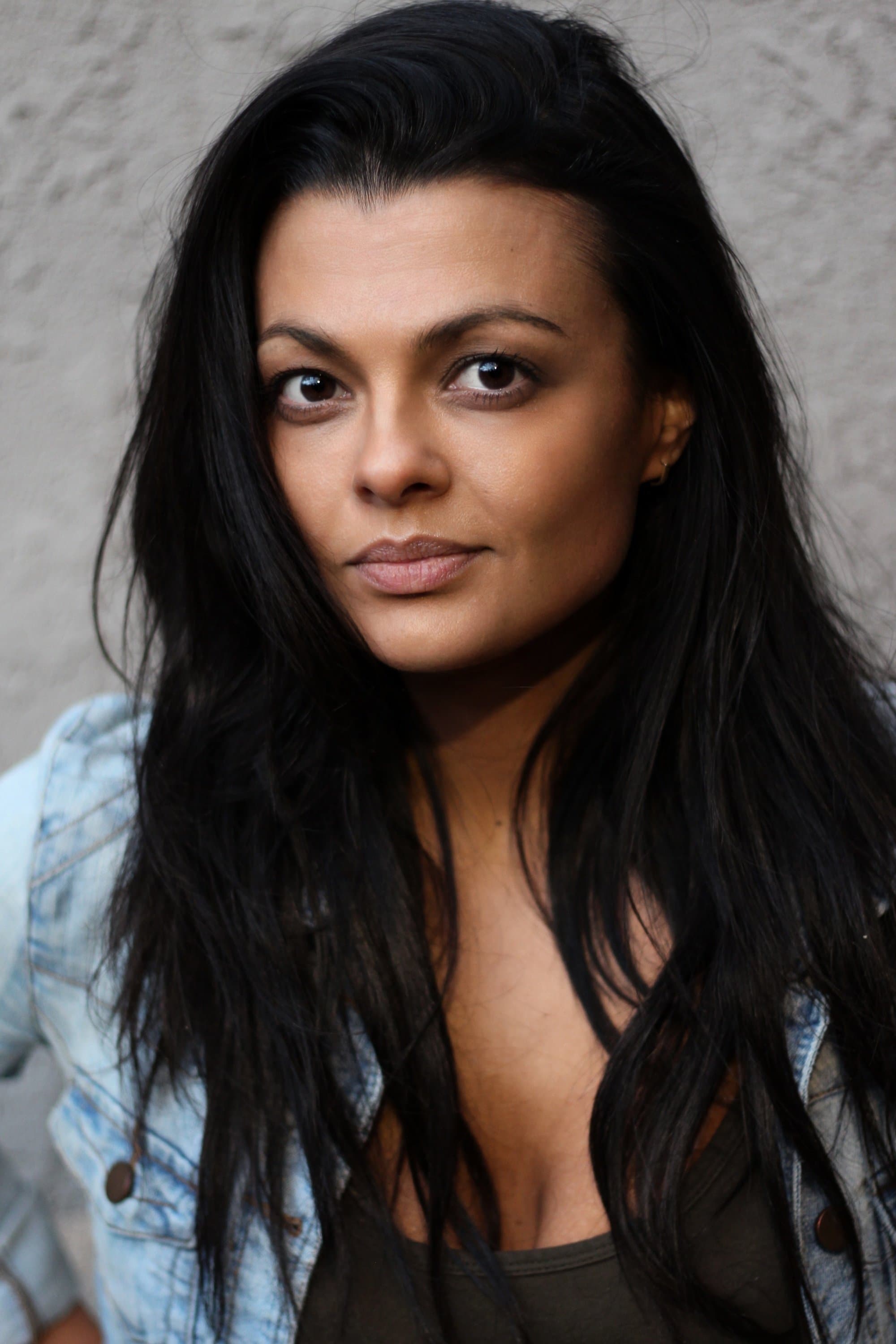 Shantell Yasmine Abeydeera profile