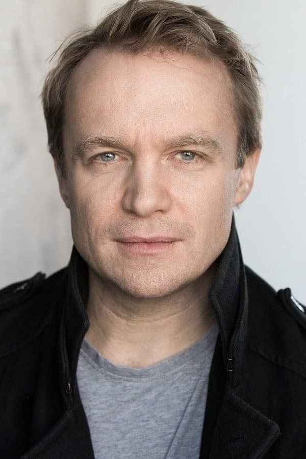 Gyuri Sarossy profile