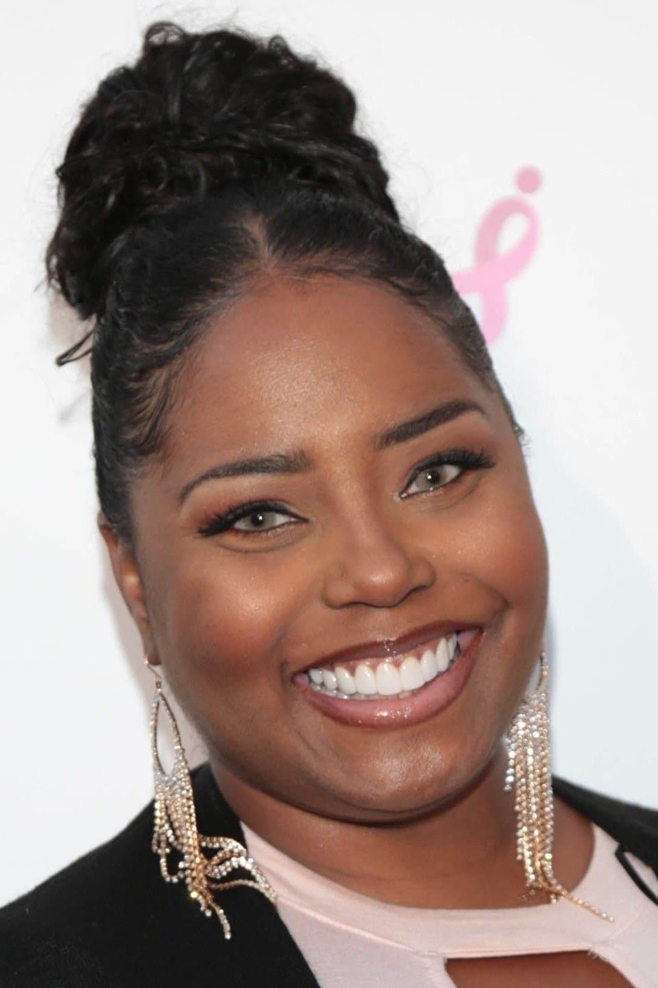 Shar Jackson profile