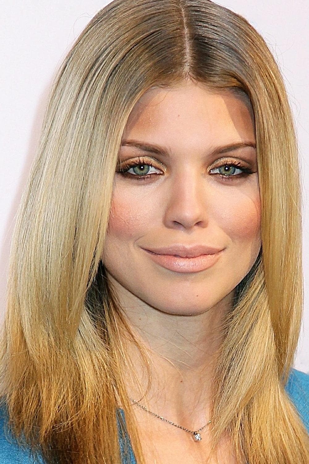 AnnaLynne McCord profile