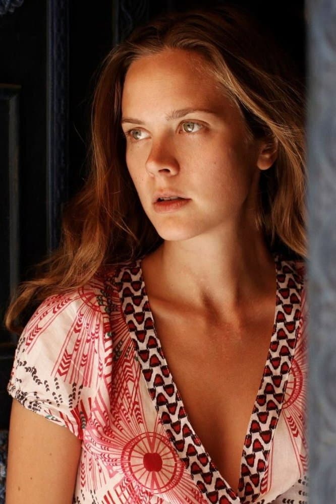 Aurélie Houguenade profile