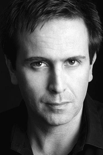 Hywel Simons profile