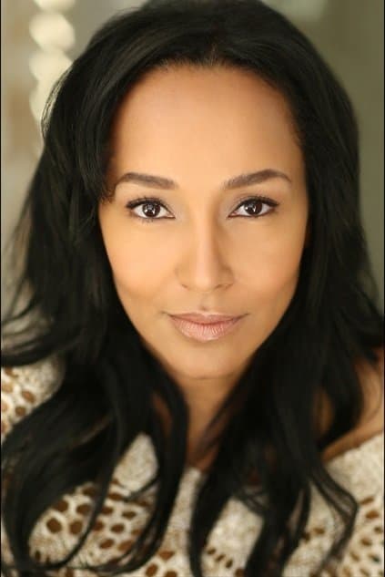 Ellen Ewusie profile