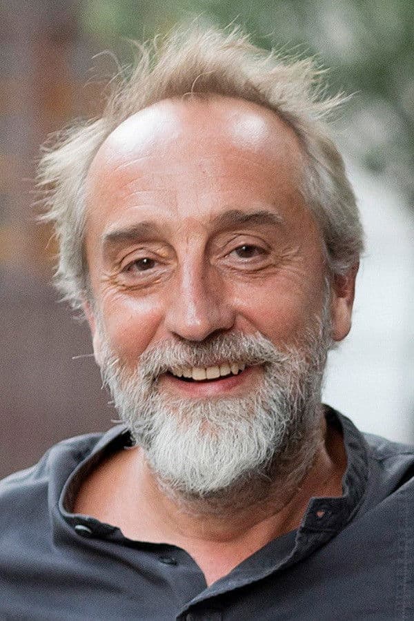 Gonzalo de Castro profile