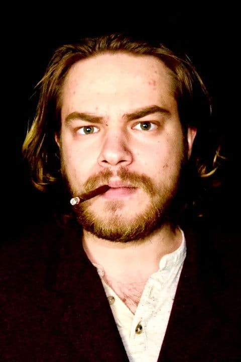 Justine Tristan Dartois profile