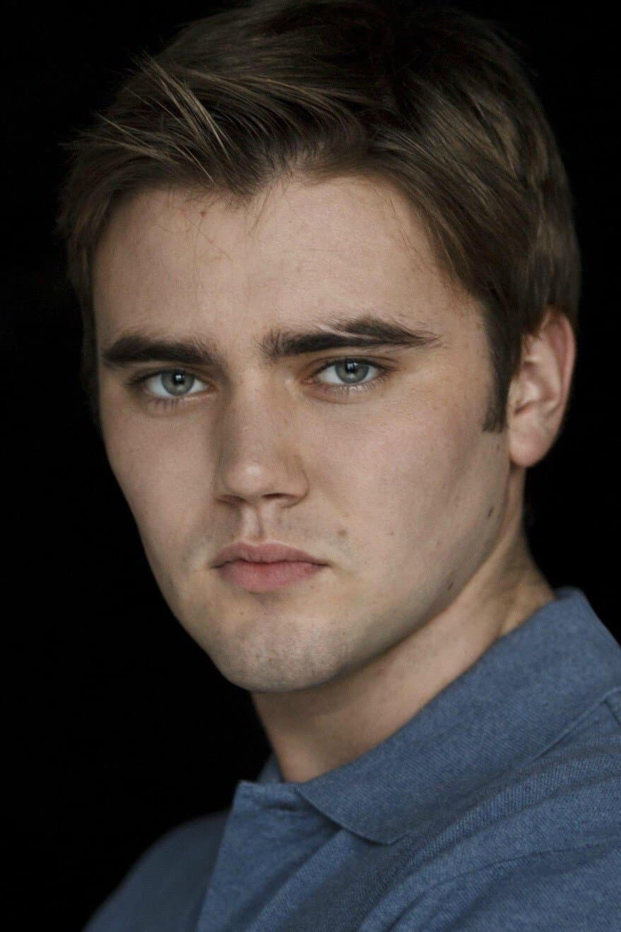 Cameron Bright profile
