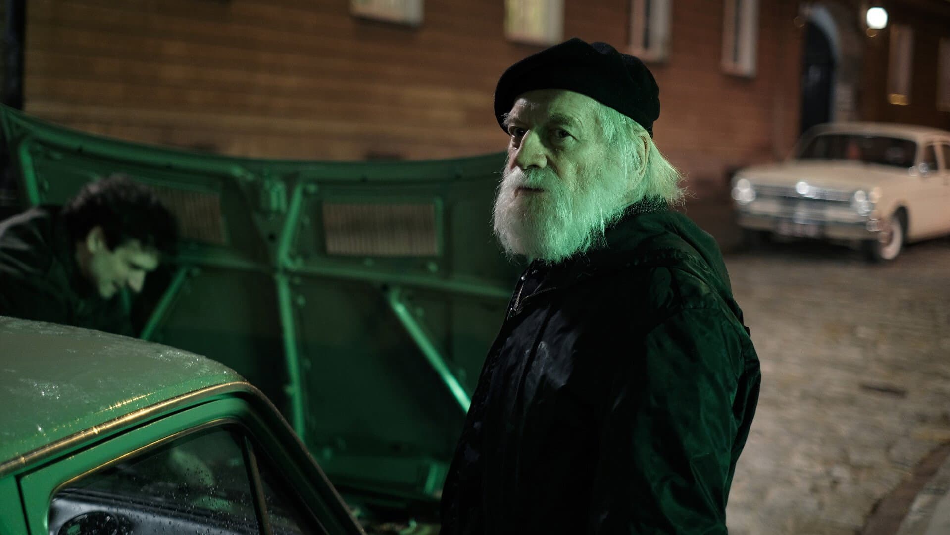 Truth Makes Free backdrop