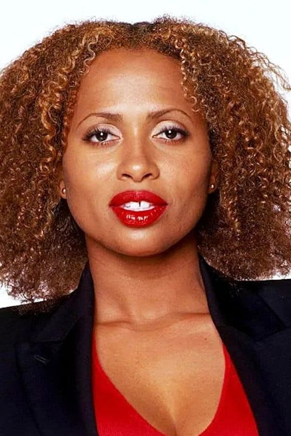Lisa Nicole Carson profile