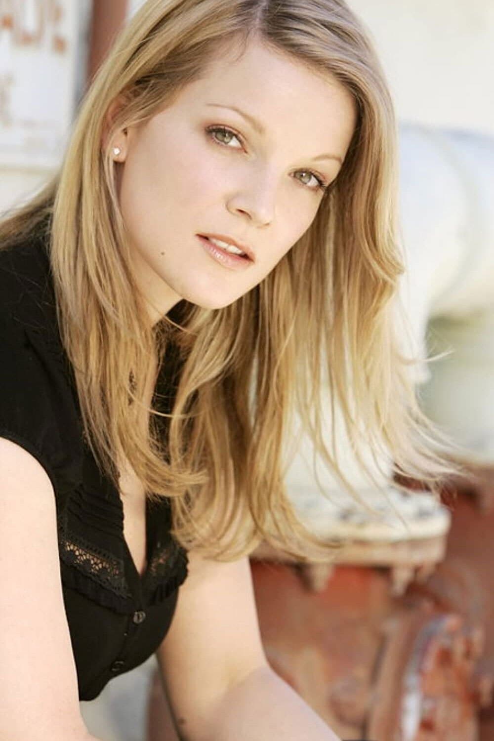 Aline Hochscheid profile