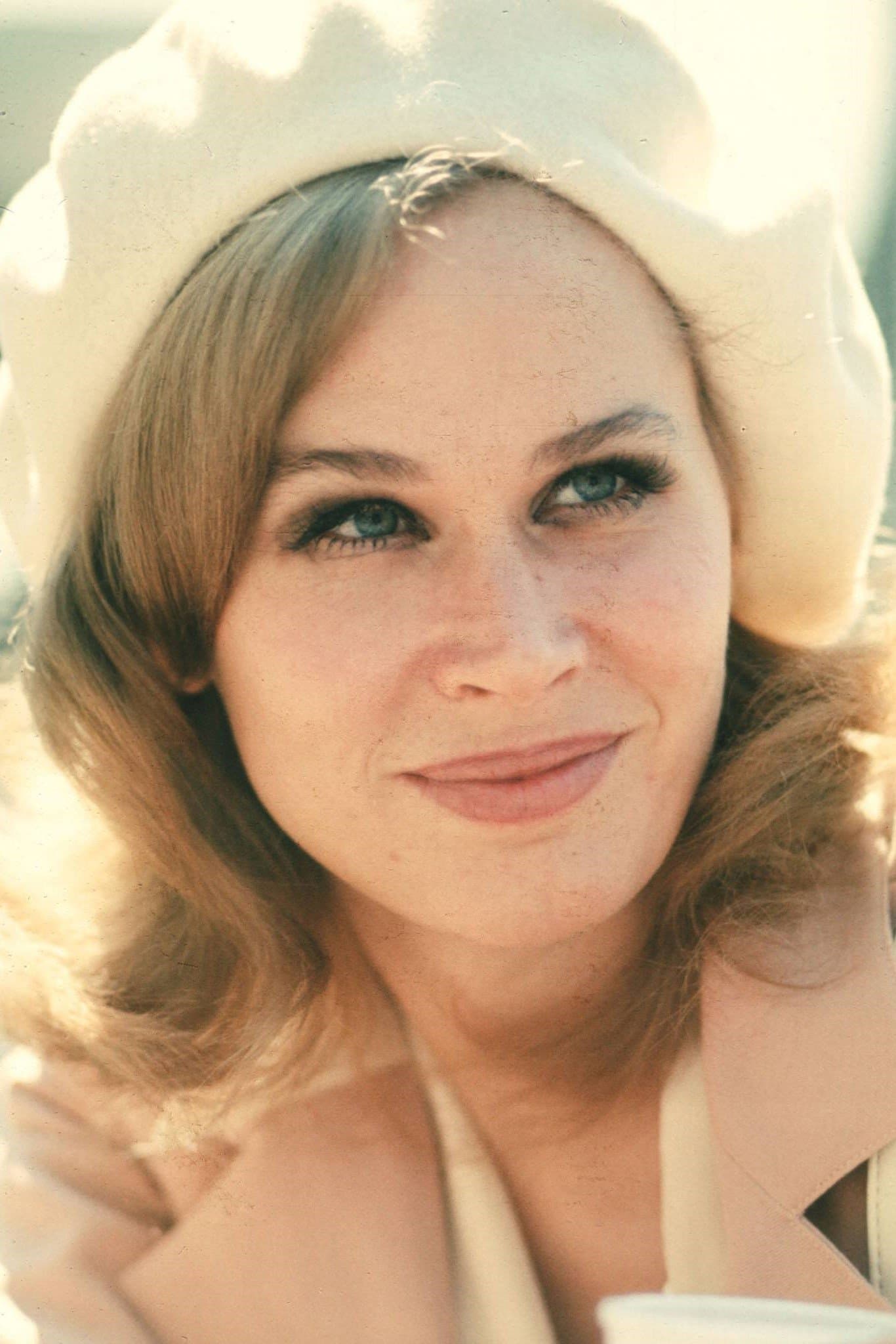 Karen Black profile