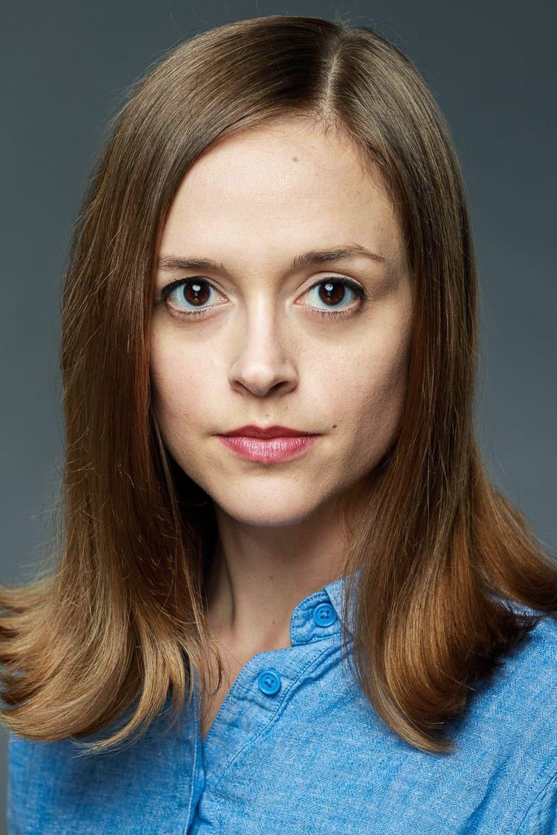 Lauren Ashley Carter profile