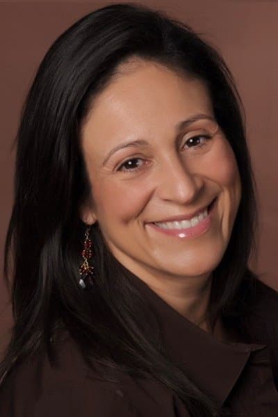 Elizabeth Avellan profile