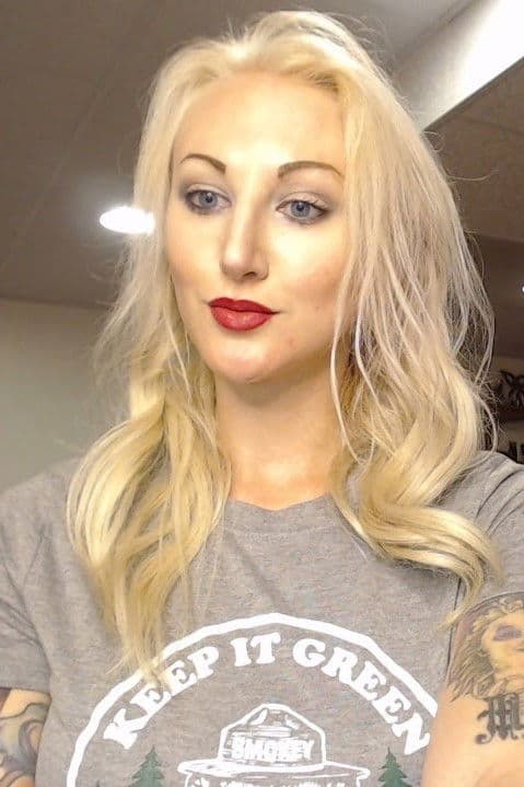 Lucretia Lynn profile