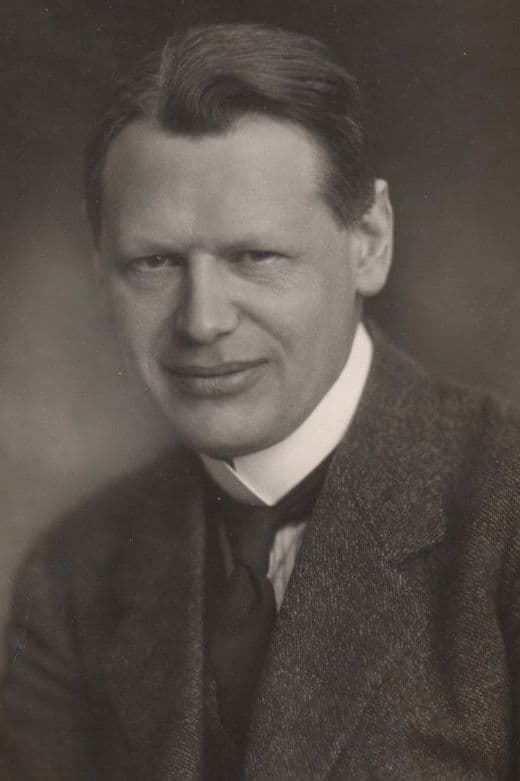 Ernst Petersen profile