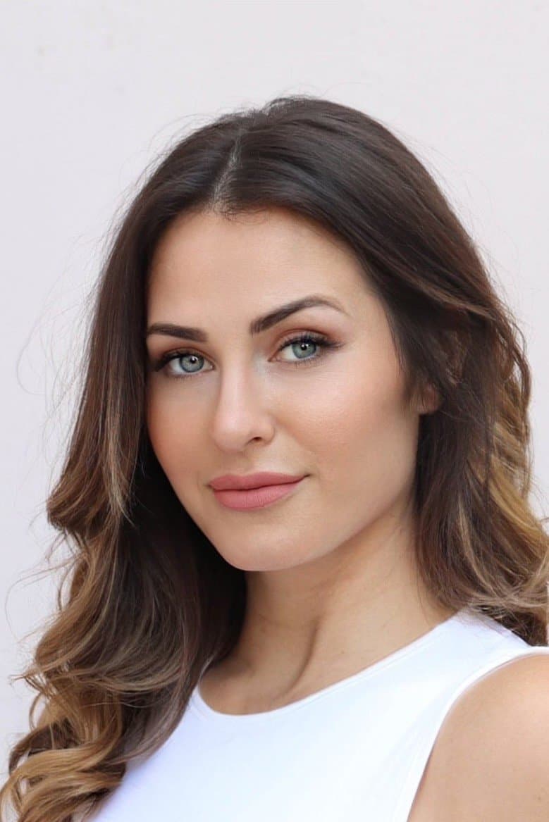 Scout Taylor-Compton profile