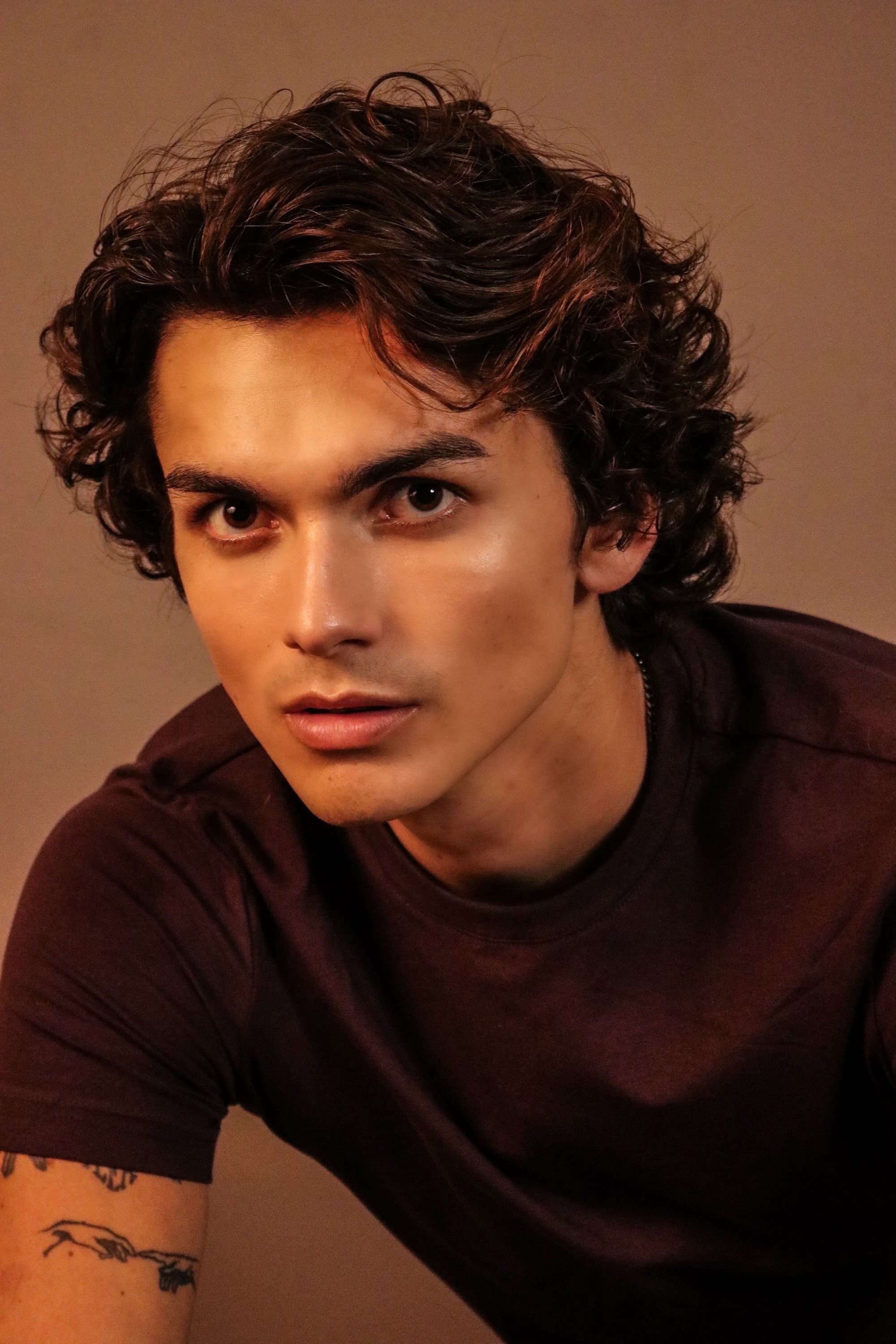 Ashton Arbab profile