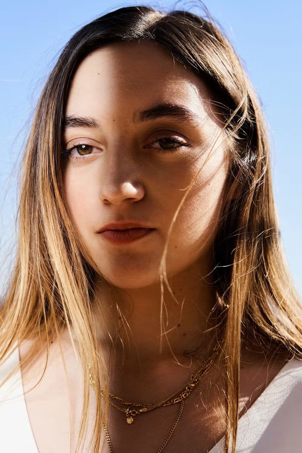 Luàna Bajrami profile