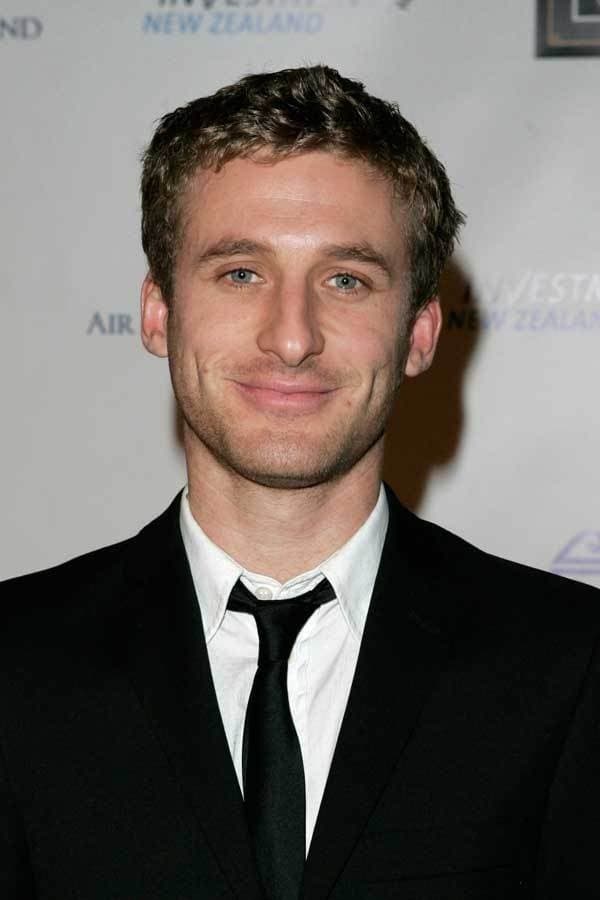 Dean O'Gorman profile