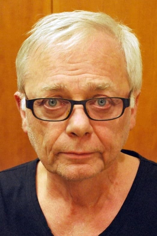 Karel Smyczek profile