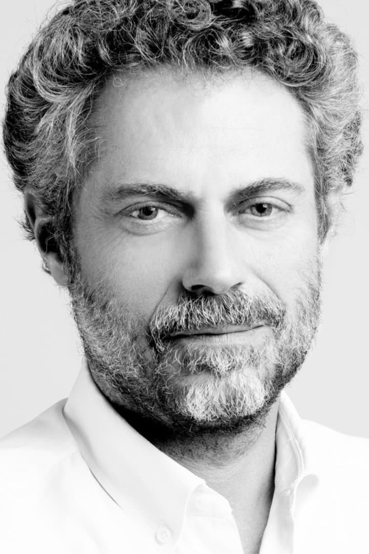 Gonzalo Salazar-Simpson profile