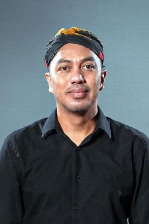 Indra Pacique profile