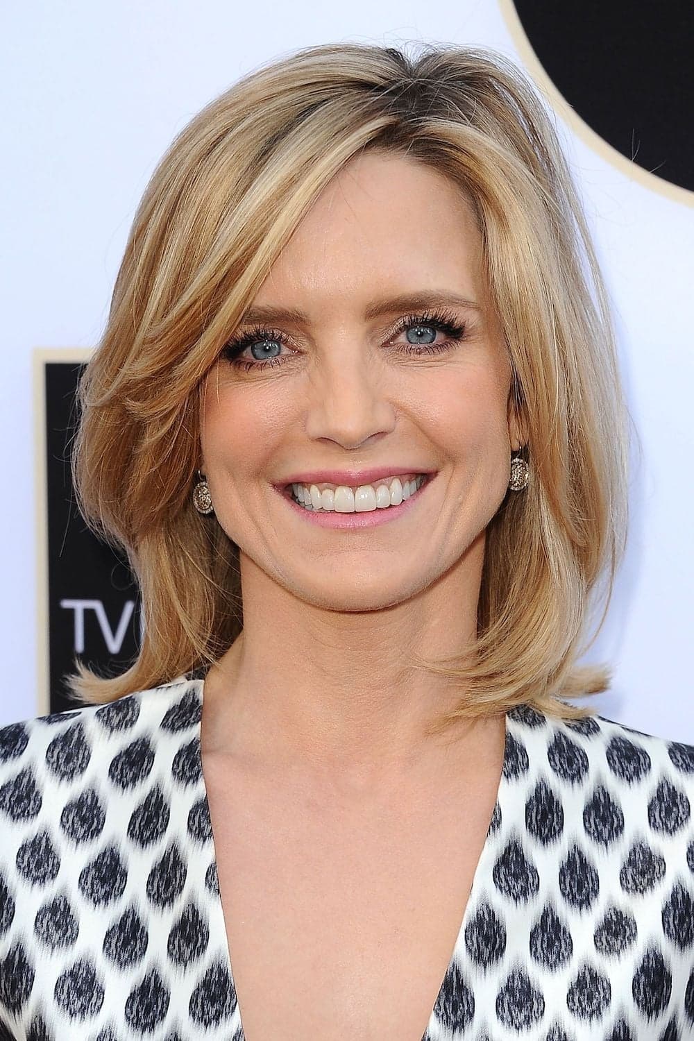 Courtney Thorne-Smith profile