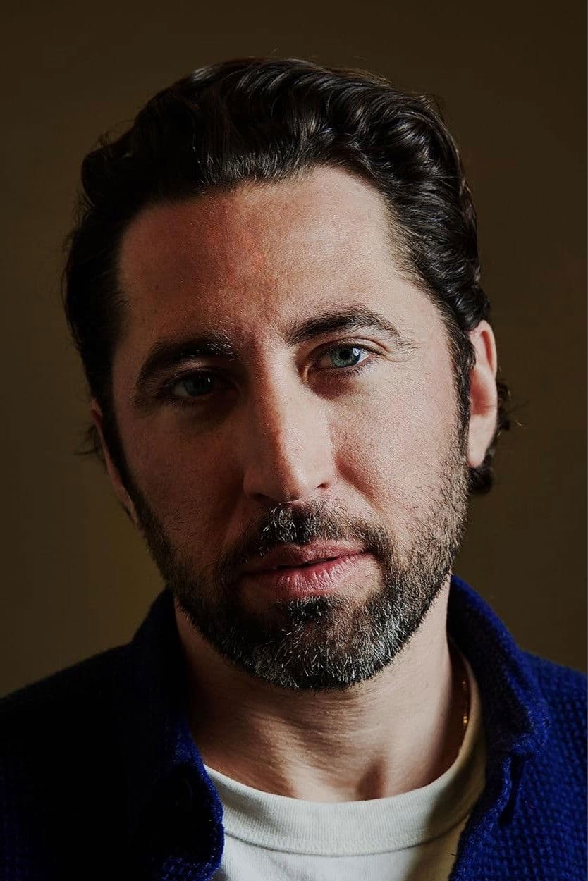 Riel Roch Decter profile