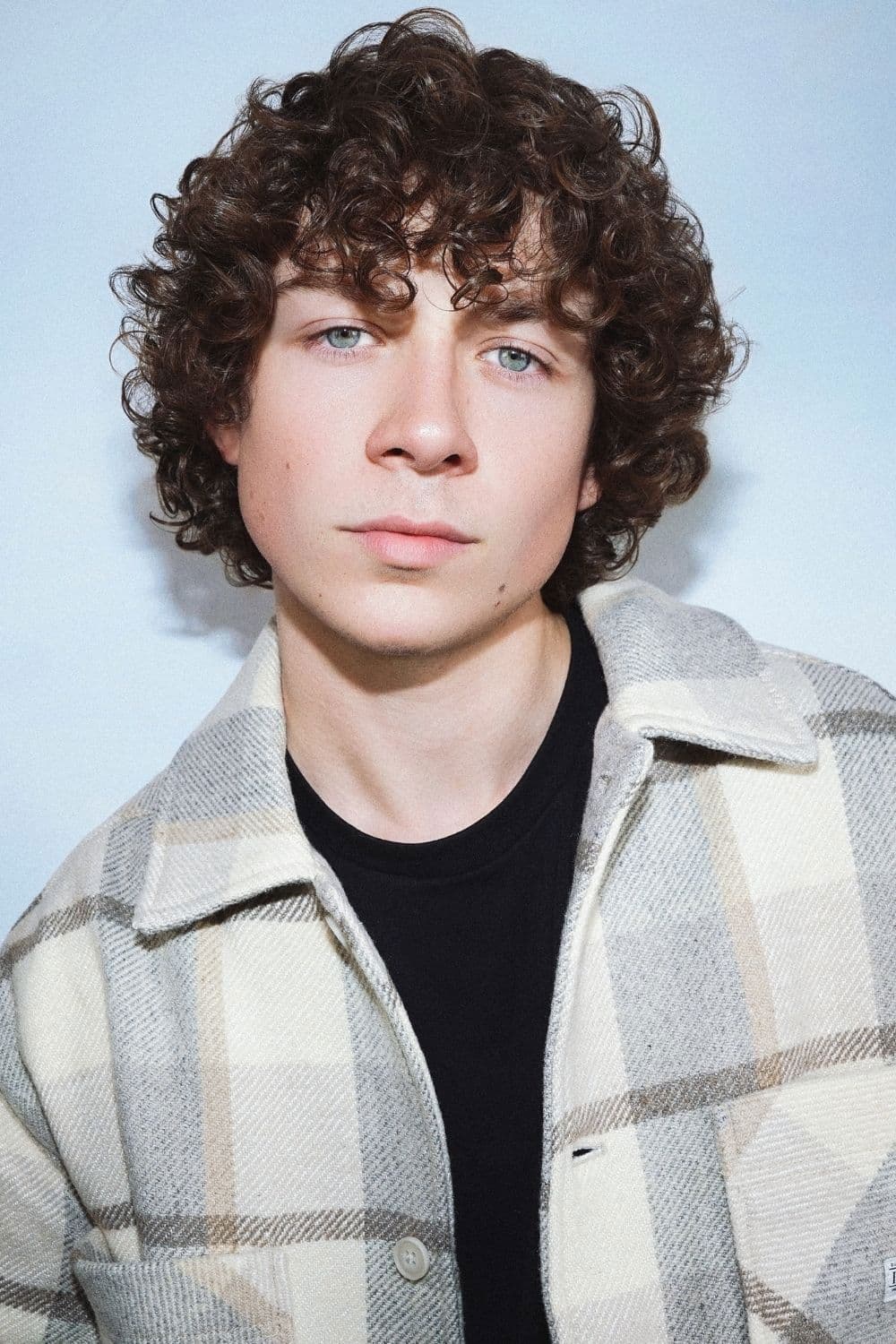 Dakota Lotus profile