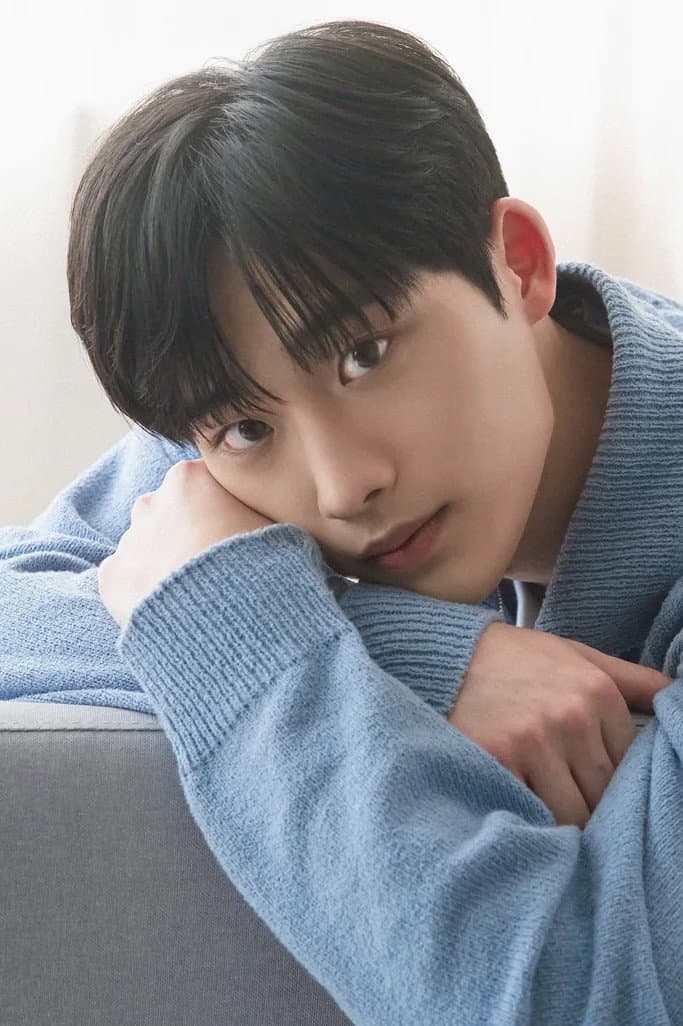 Lee Jong-hyuk profile