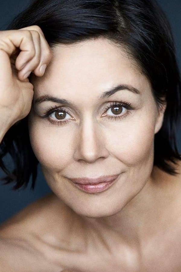 Nukâka Coster-Waldau profile