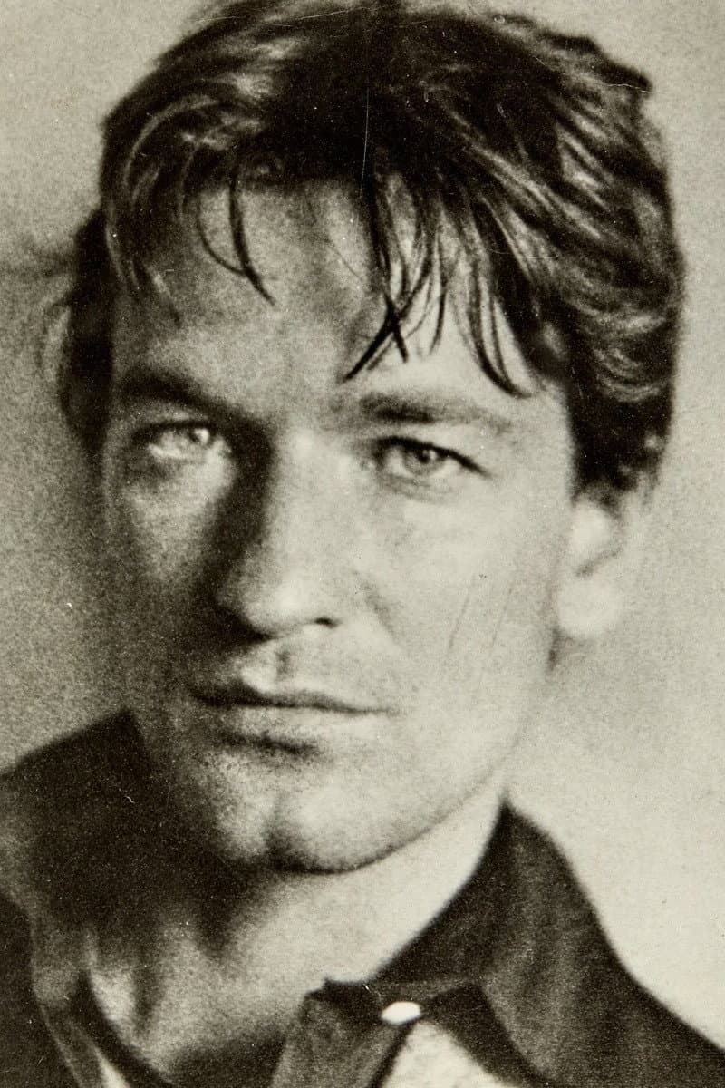 Vivian MacKerrell profile