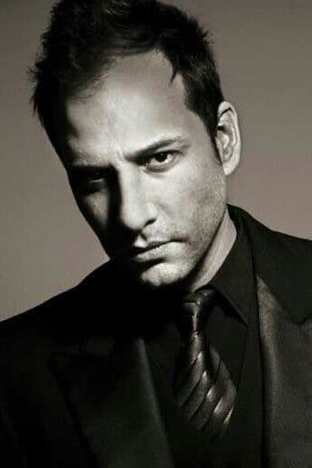 Carlos Echevarría profile