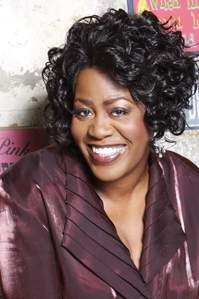 Chandra Currelley-Young profile