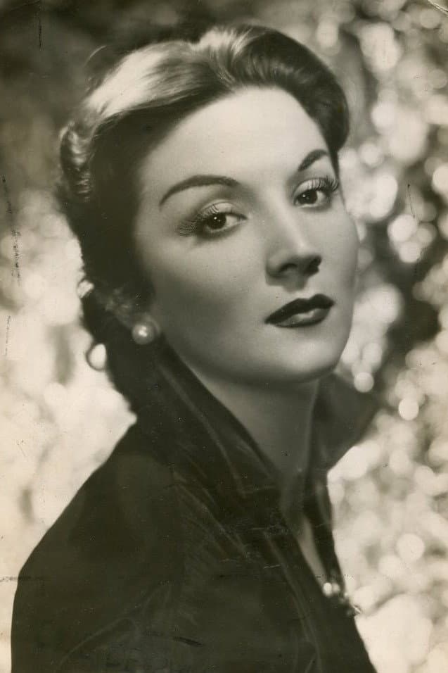 Julia Sandoval profile