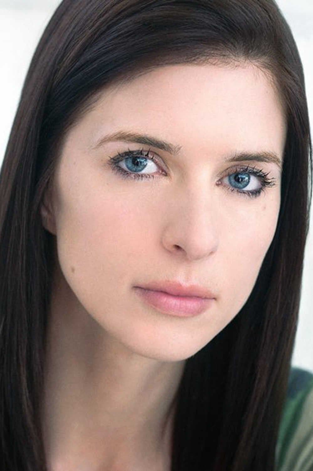 Amanda Adrienne profile