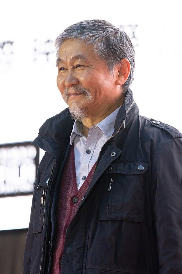 Aktan Arym Kubat profile