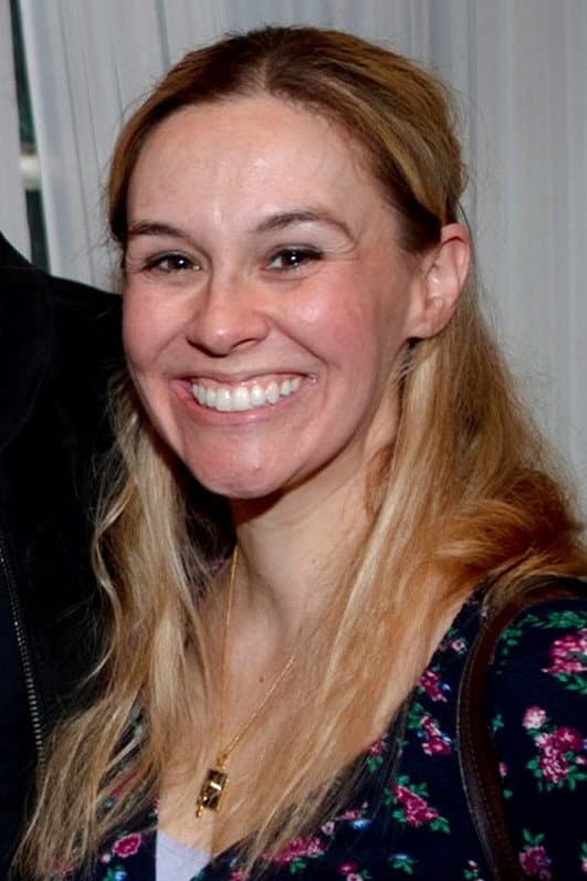 Kerri Hellmuth profile