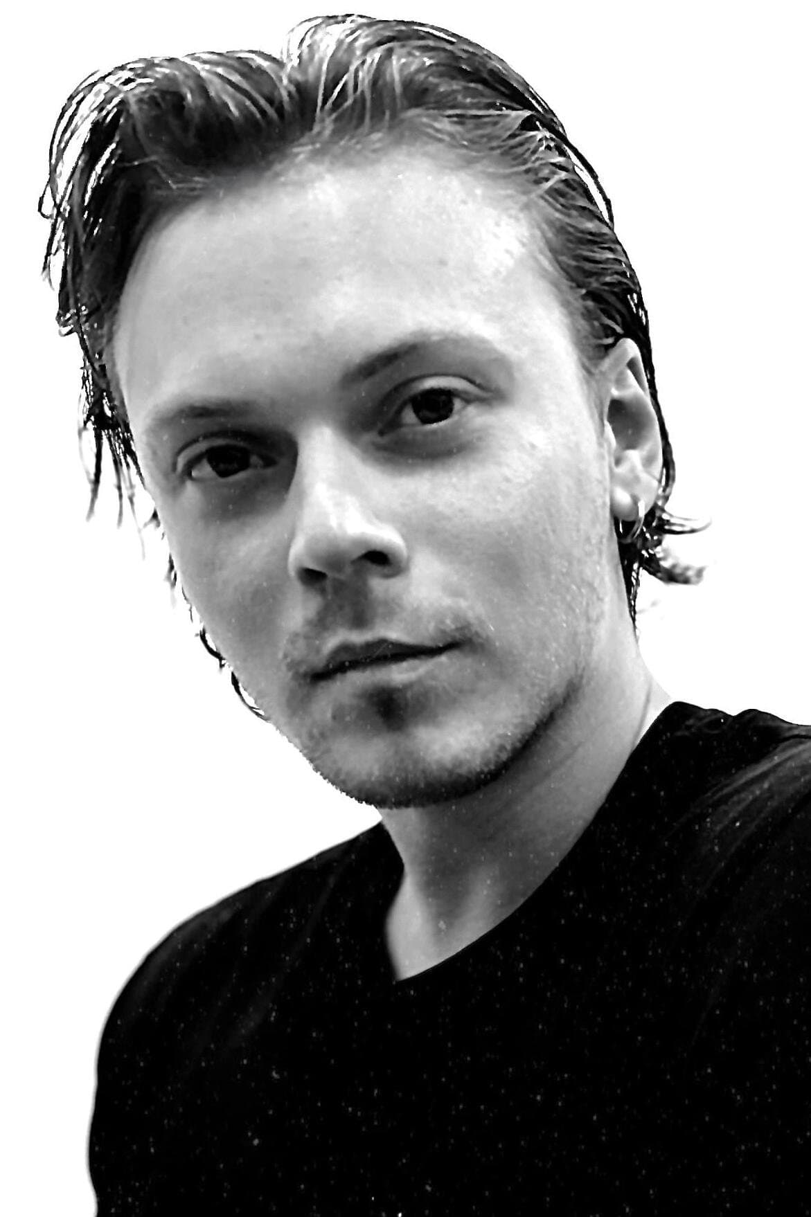 Vas Provatakis profile