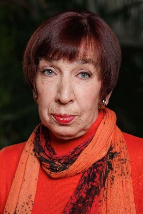 Anne Paluver profile