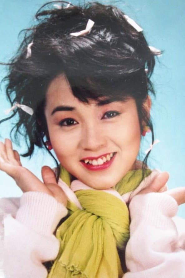 Annike Phong profile