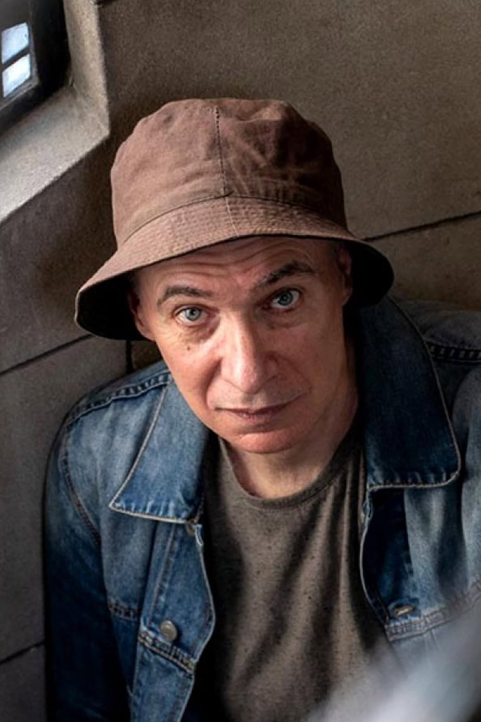 Eduardo Calvo profile