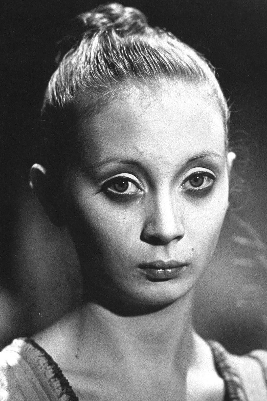 Clarissa Mary Roll profile