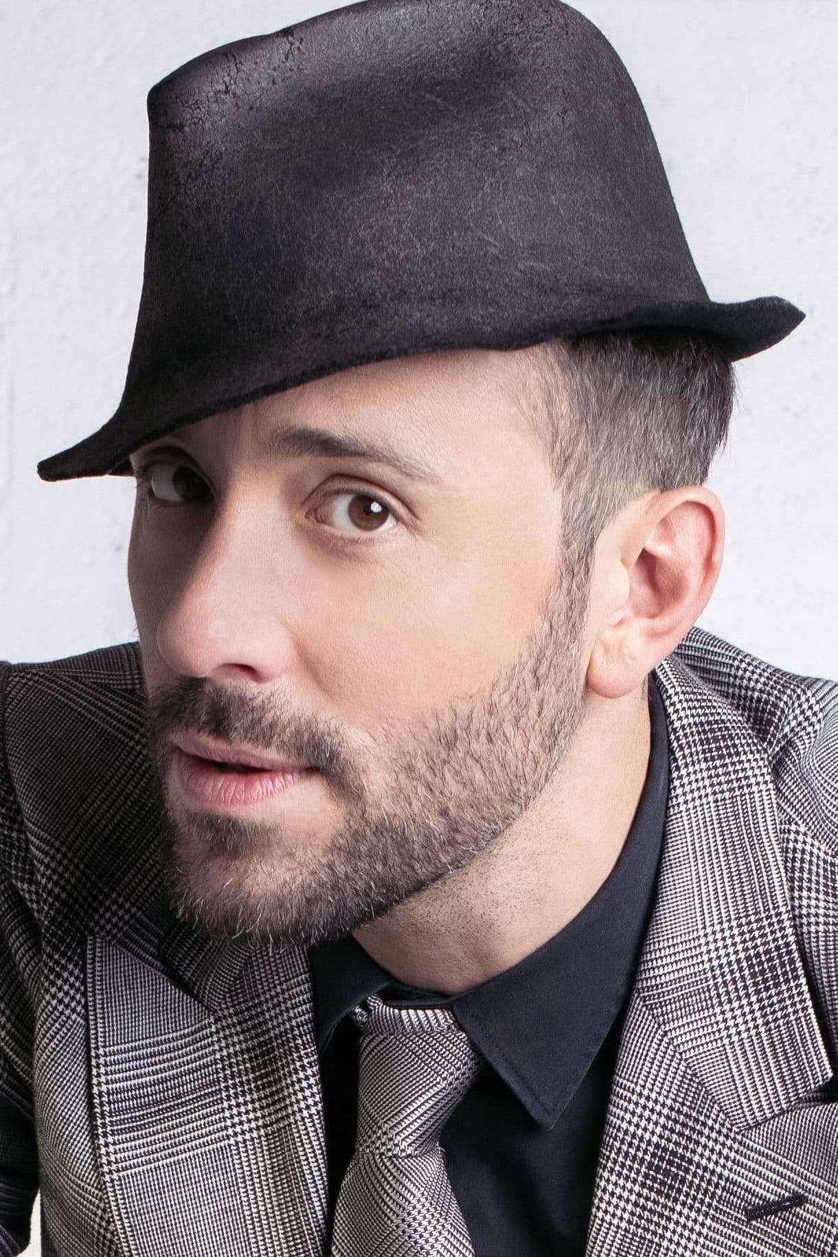Charlie Winston profile