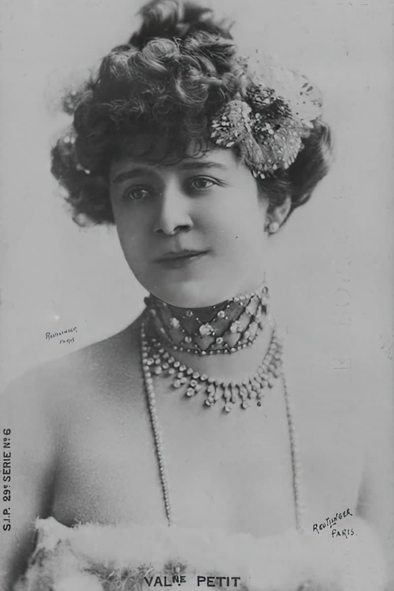 Valentine Petit profile