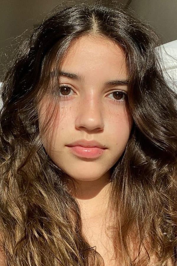 Laís Villela profile